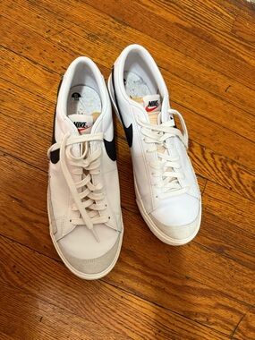 Nike Men’s White Sneakers with Black Swoosh